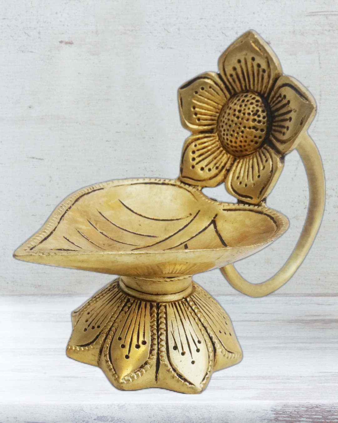 MohanJodero Brass Diya with Flower handle